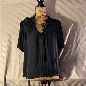 Silky Black Size Large Short Sleeve GAP Women's Top